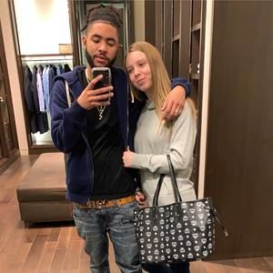 Meet your Posher, Devin